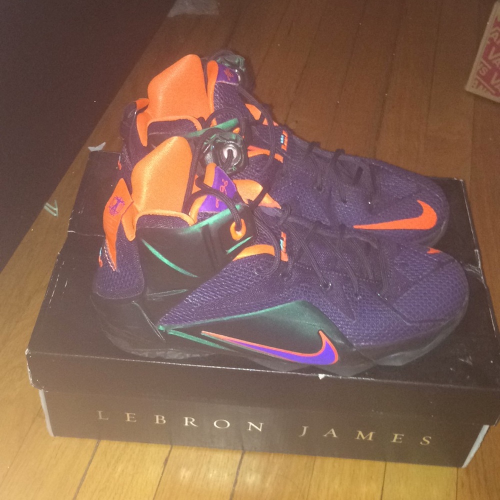 Lebron  12